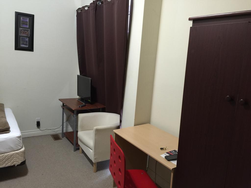 Adas Guesthouse โตรอนโต ห้อง รูปภาพ