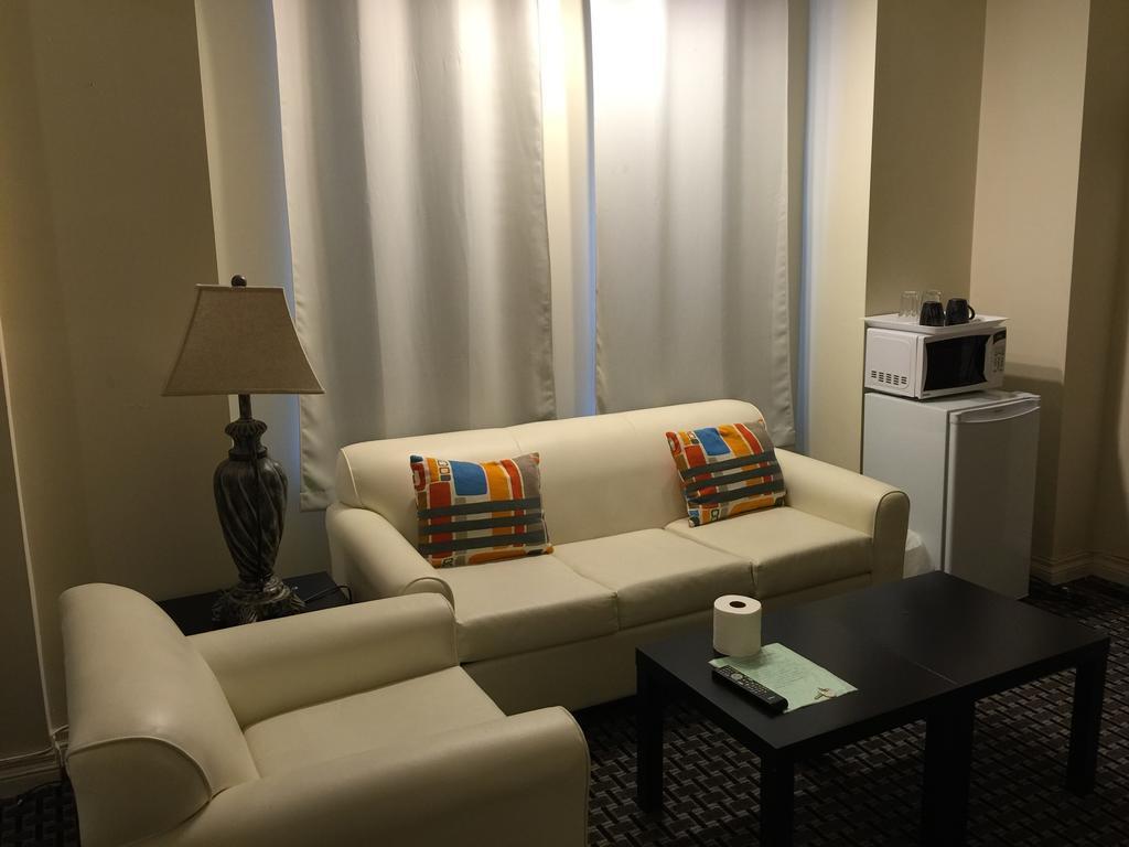 Adas Guesthouse โตรอนโต ห้อง รูปภาพ