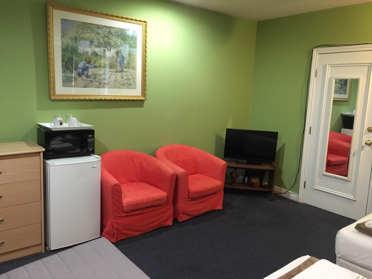Adas Guesthouse โตรอนโต ห้อง รูปภาพ